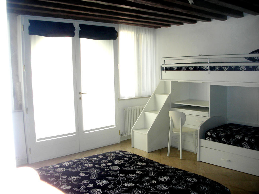 La Coccola Apartment Venice Bilik gambar